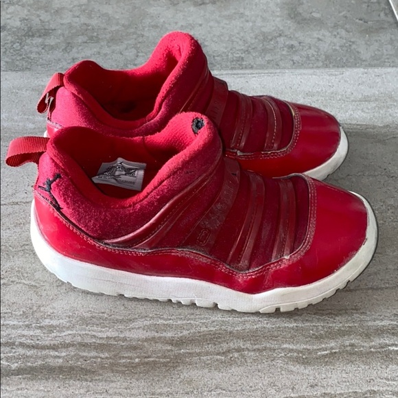 Jordan Retro 11 Little Flex in Red - Picture 3 of 7